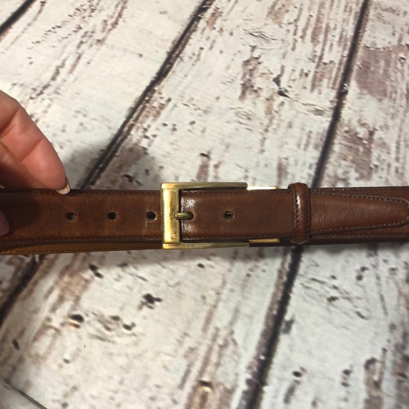 Johnston & Murphy Other - Johnston & Murphy Men’s Leather Belt Brass Brown